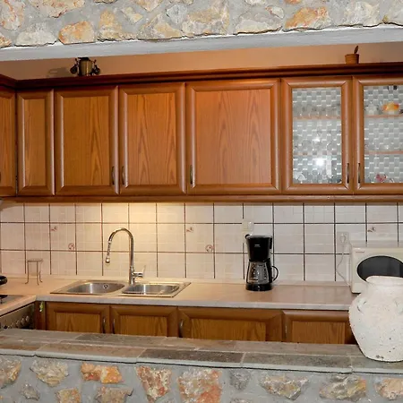 Appartement Giotas Near Meteora