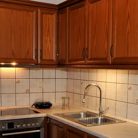 Giotas Near Meteora Appartement *